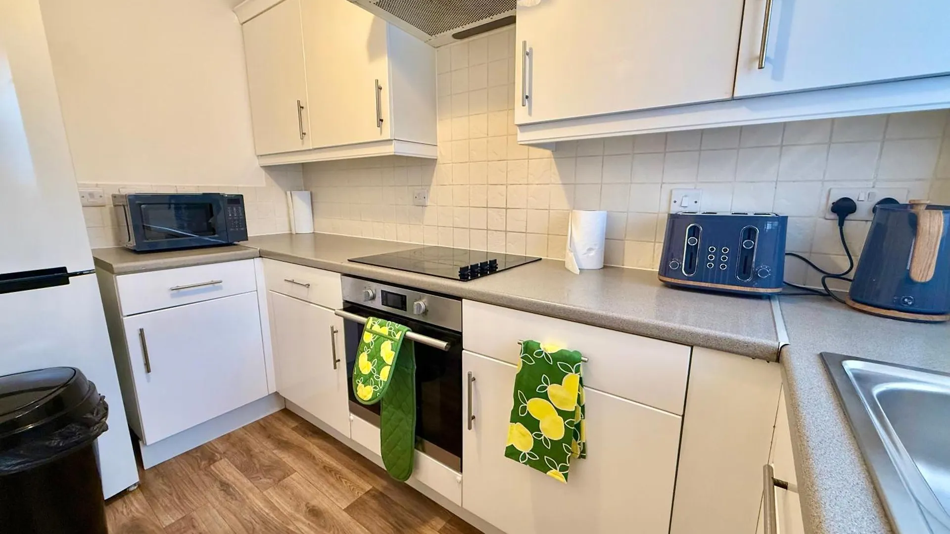 NOVA1 Stylish Cosy 1BR By AltoLuxo Short Lets Serviced Accommodation With Free Wifi & Parking Bristol